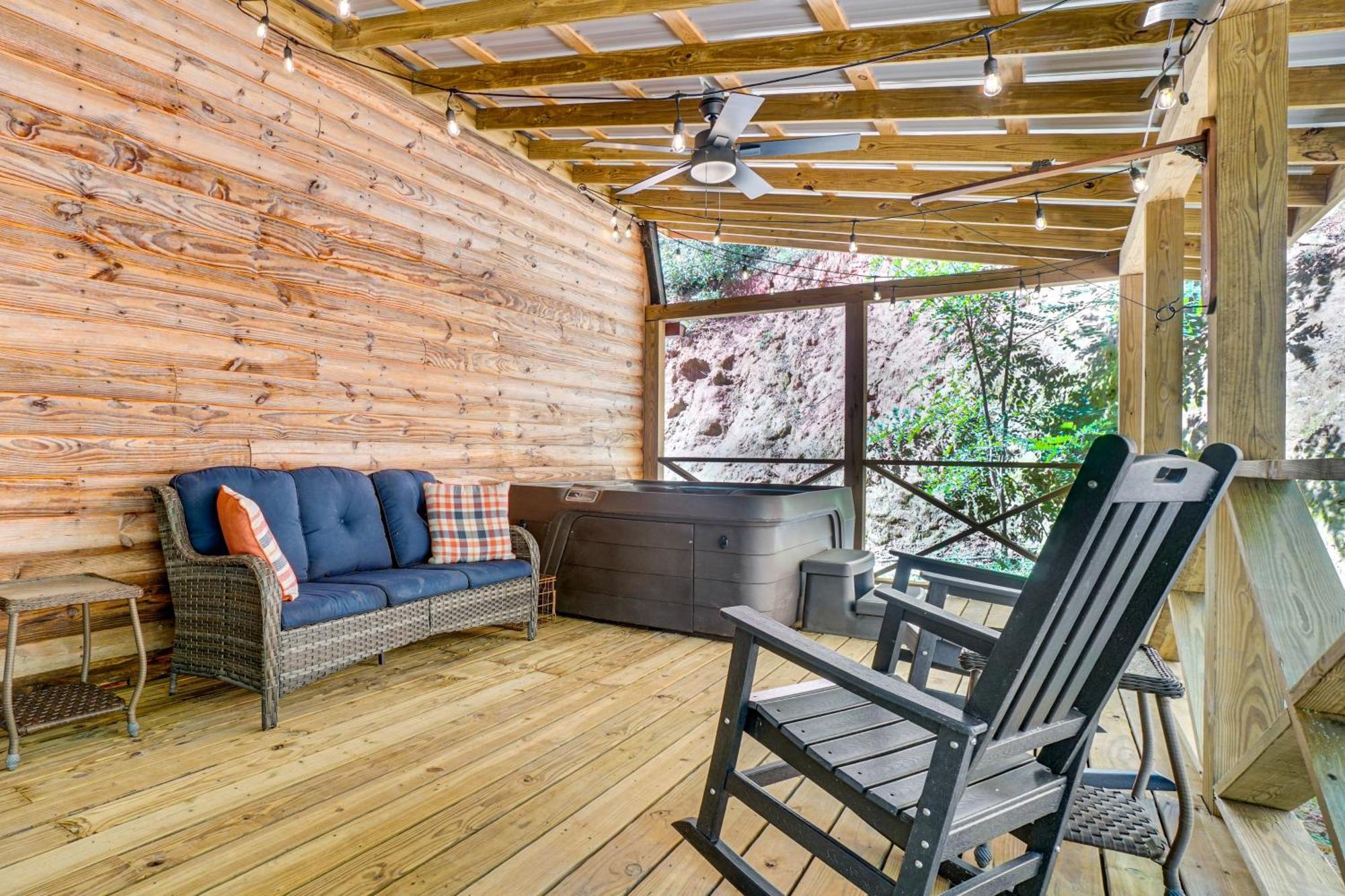 North Georgia Mtn Escape With Hot Tub And Games! Villa Sautee Nacoochee Bagian luar foto