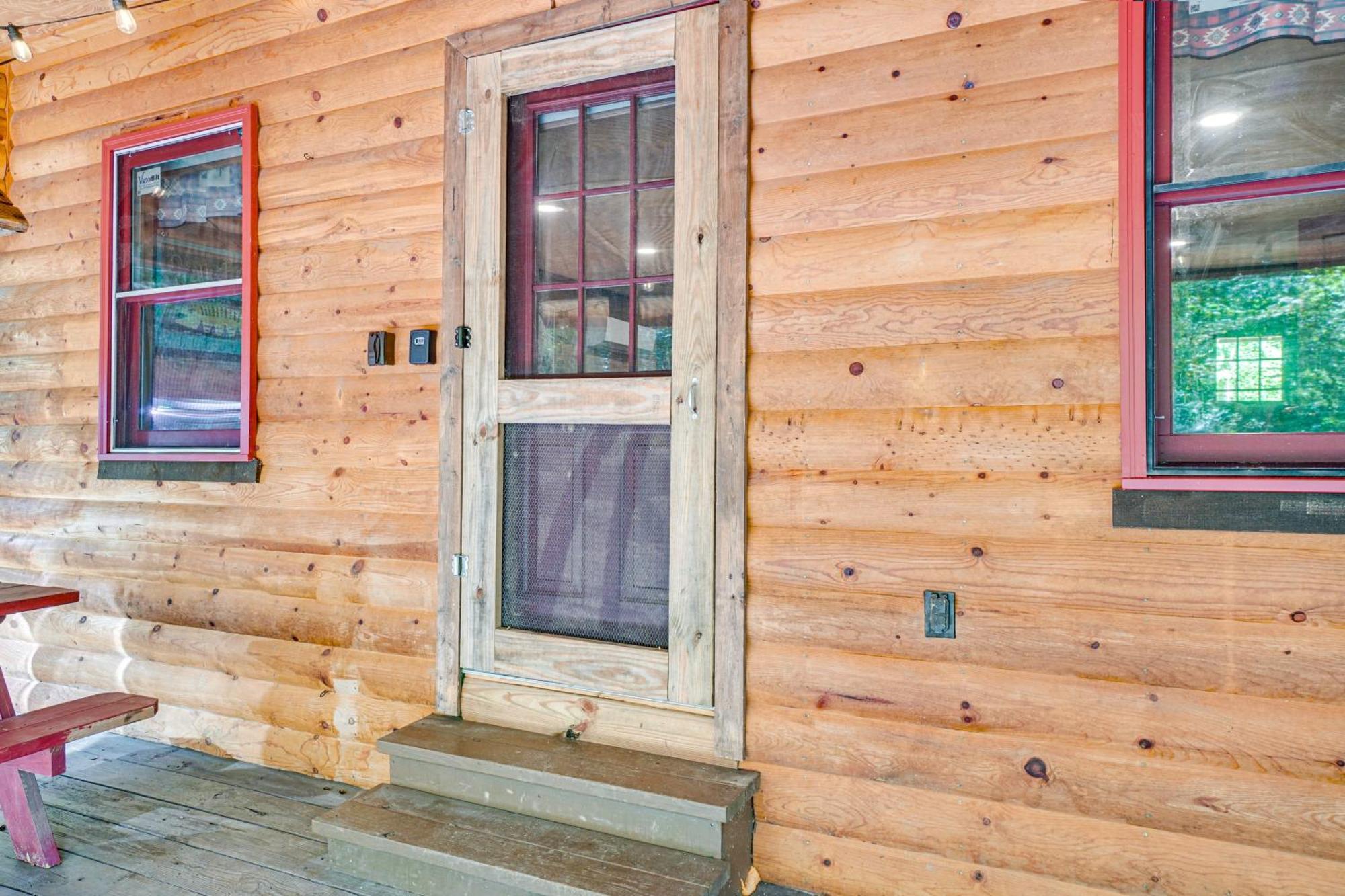 North Georgia Mtn Escape With Hot Tub And Games! Villa Sautee Nacoochee Bagian luar foto